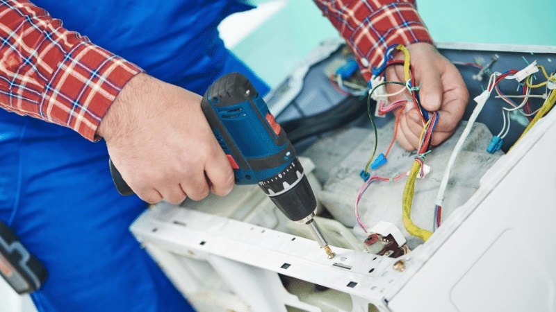 Sapanca Airfel Airfel çamaşır makinesi kart tamiri – Su almama arızası orijinal parça ile giderildi. - Teknik servis örneği